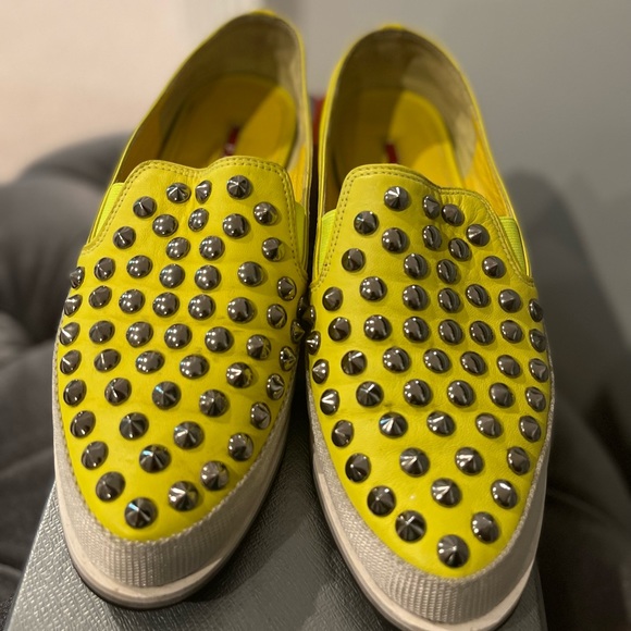 Prada Neon Yellow Studded Spikes Ladies Shoes Loafers size 38 8 - Picture 2 of 6